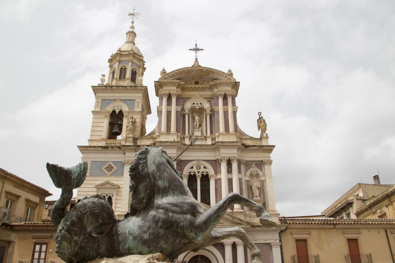 Duomo Suite Caltanissetta Buitenkant foto